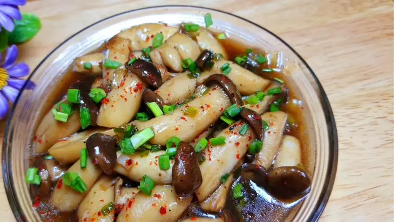 Hướng dẫn cách làm nước tương tại nhà thơm ngon, an toàn 13 Nấm kho nước tương: